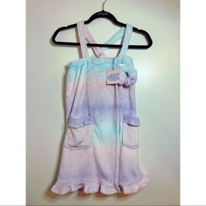 SOLD - Cotton Candy Girls Robe with scrunchie ☁️✨